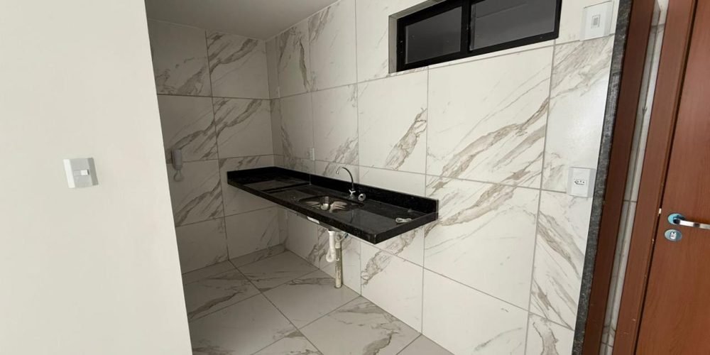 272ec633-0c02-4d0b-9d86-e5f064d5d4db